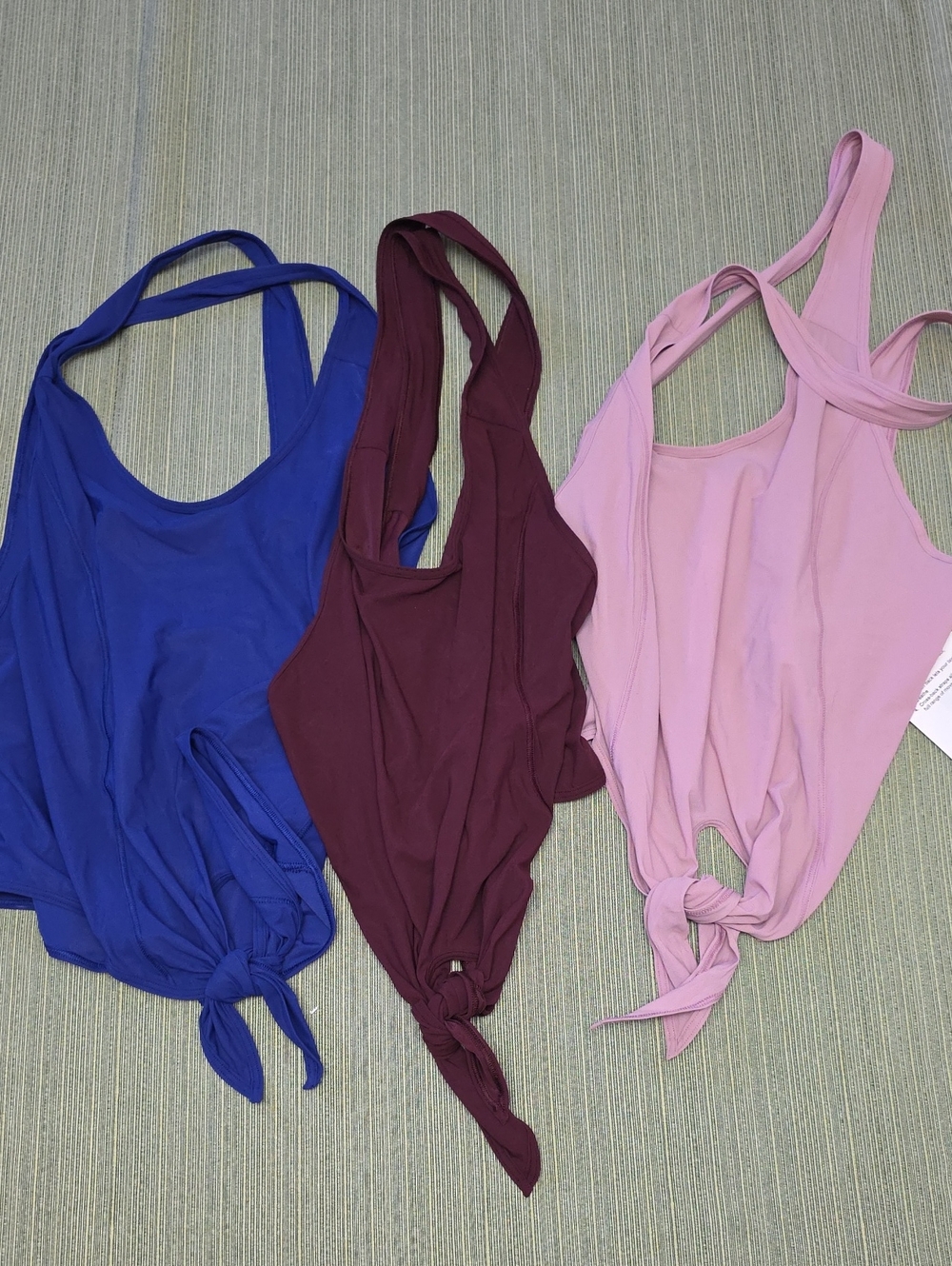 🍋 Bundle Of 3 Lululemon Tanks NWT